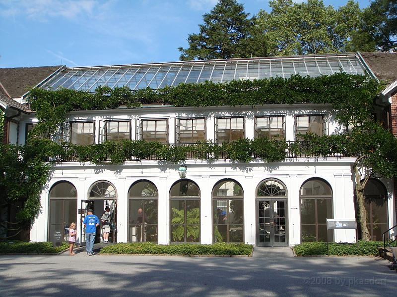 127 Longwood Gardens [2008 August 23].JPG - Longwood Gardens in Pennsylvania